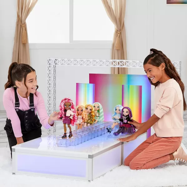 Rainbow High Series 3 Gabriella Icely Fashion Doll – Ice 