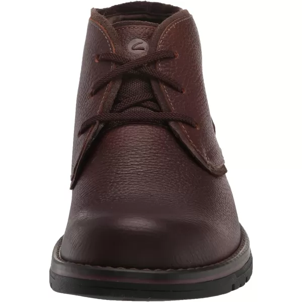 Clarks Men's Morris Peak Waterproof Chukka Boot