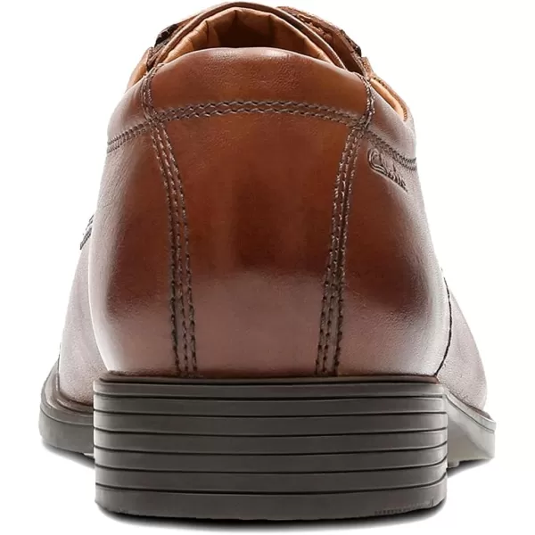 Clarks Men's Tilden Cap Oxford