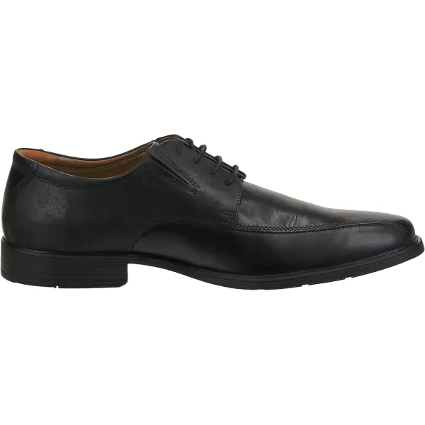 Clarks Men's Tilden Walk Oxford)