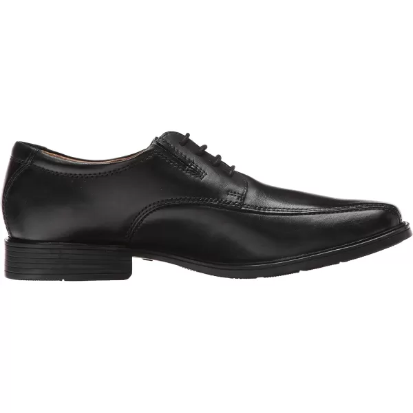 Clarks Men's Tilden Walk Oxford)