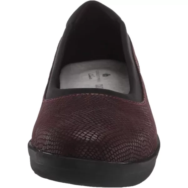 Clarks Women's Ayla Low Ballet Flat