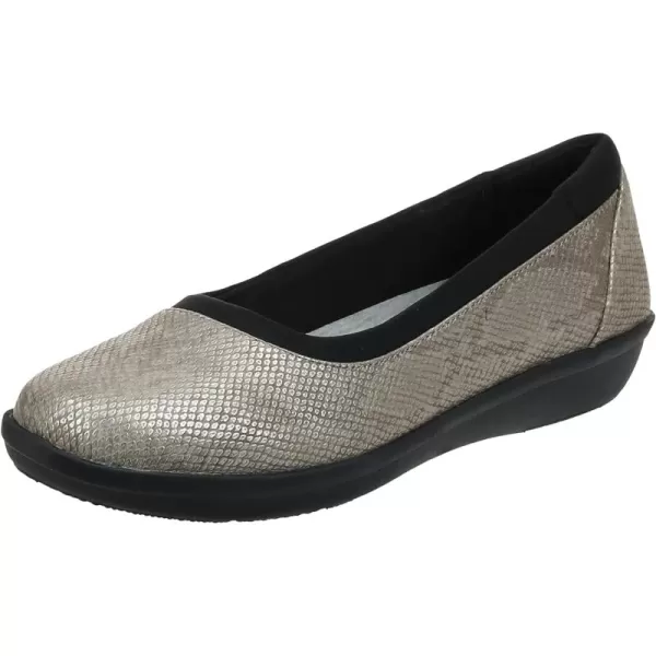 Clarks Women's Ayla Low Ballet Flat