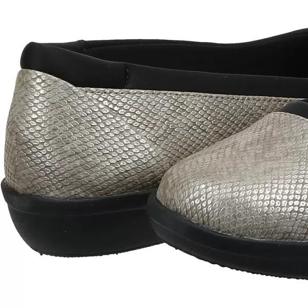 Clarks Women's Ayla Low Ballet Flat