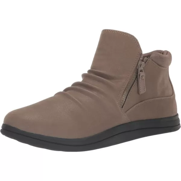 Clarks Women's Breeze Range Ankle Boot
