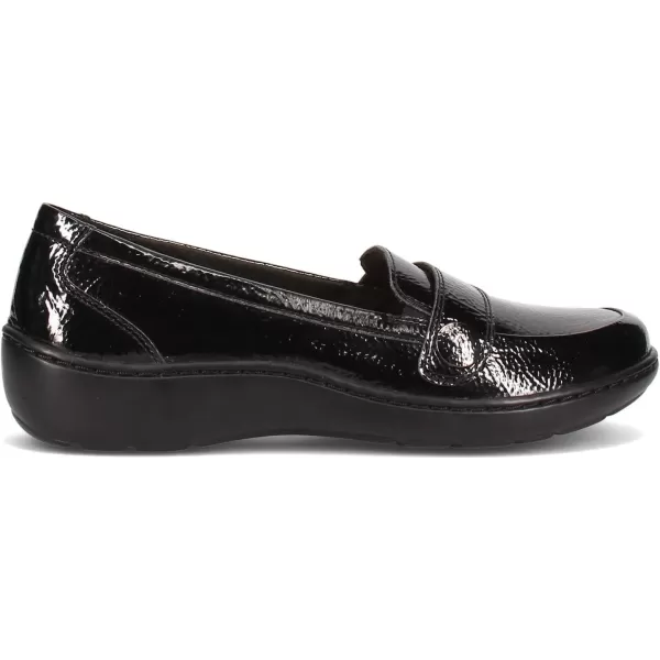 Clarks Women's Cora Daisy Loafer