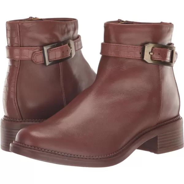 Clarks Women's Maye Grace Fashion Boot