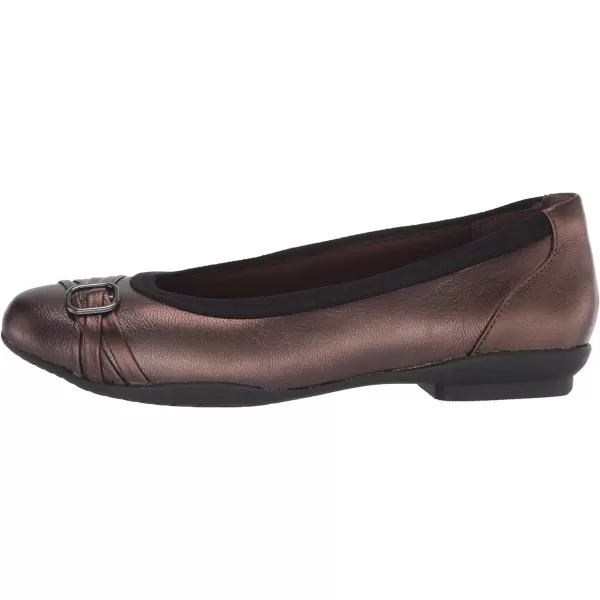 Clarks Women's Sara Tulip Ballet Flat