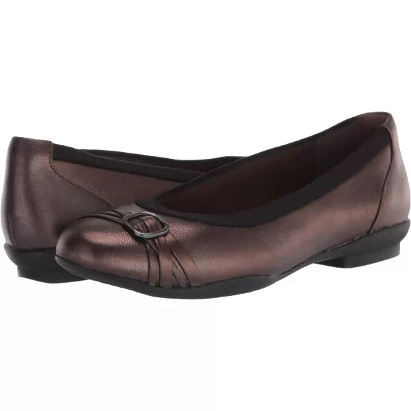 Clarks Women's Sara Tulip Ballet Flat