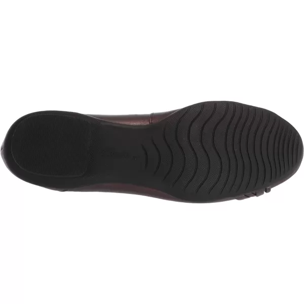 Clarks Women's Sara Tulip Ballet Flat