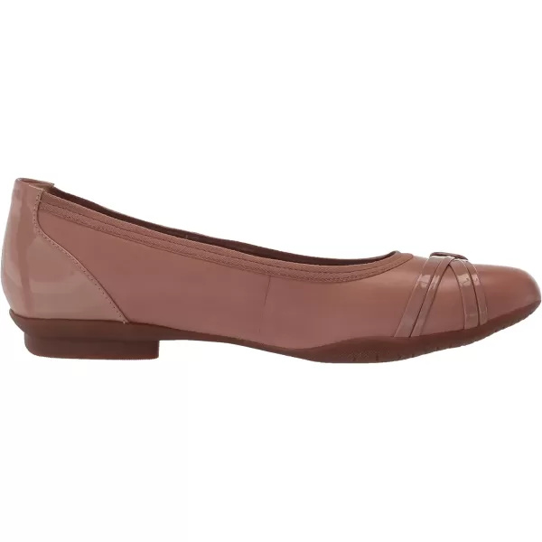 Clarks Women's Sara Tulip Ballet Flat