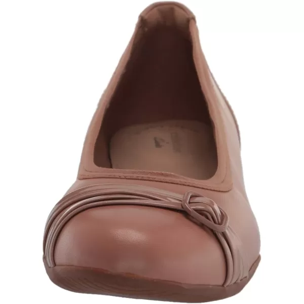 Clarks Women's Sara Tulip Ballet Flat