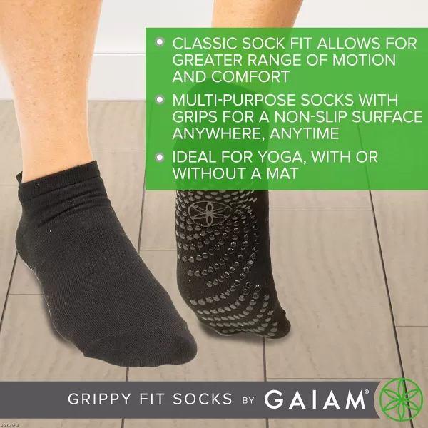 Gaiam Yoga Socks -Non Slip Fitness Sock Grips for Women &amp; Men Ideal for Home Use &amp; All Types of Yoga, Barre, Dance,Black)