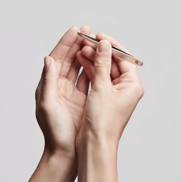ZWILLING Beauty TWINOX Slant Tip Tweezers, Slanted Tip for Precise Hair Plucking, Durable Stainless-Steel Tweezers, Premium Facial Care, Gold Edition