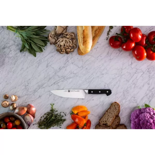 ZWILLING Professional S 2-Piece Razor-Sharp German Chef's Knife Set, Made in Company-Owned German Factory with Special Formula Steel perfected for almost 300 Years, Dishwasher Safe