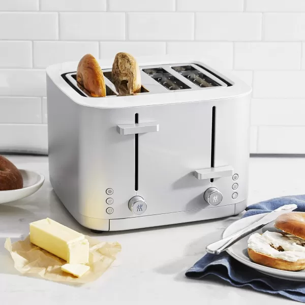 ZWILLING Enfinigy 2 Long Slot Toaster, 4 Slices with Extra Wide 1.5" Slots for Bagels, 7 Toast Settings, Even Toasting, Reheat, Cancel, Defrost, Black