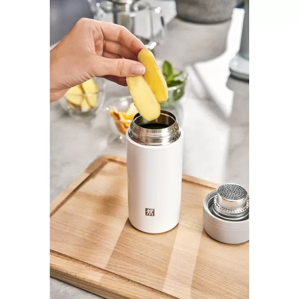 ZWILLING Thermo Tea &amp; Fruit Infuser, 14.2 oz, Matte Black